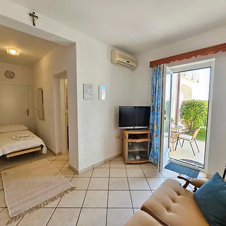 Apartman In 15461 Novi Vinodolski