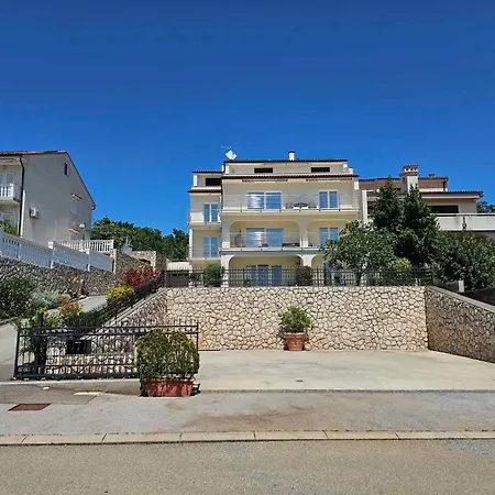 In 15461 Διαμέρισμα Novi Vinodolski